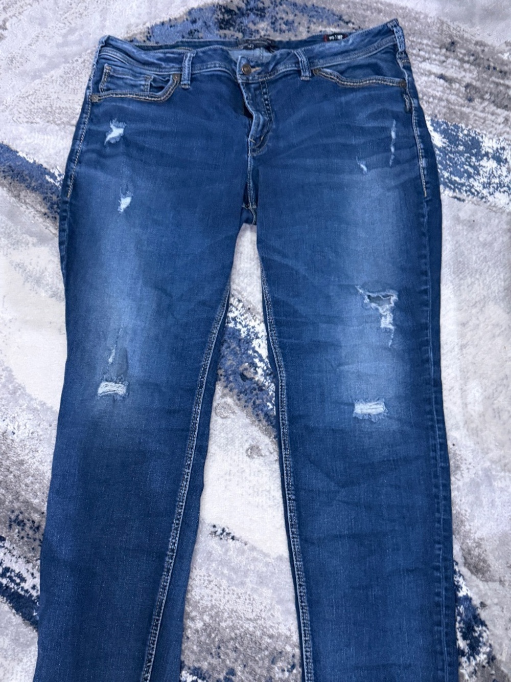 Silver Jeans Co. Boyfriend Distressed Jeans - Size 18L29